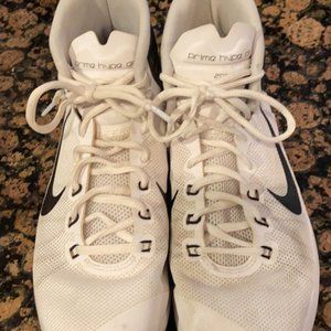 Nearly New NIKE basketball shoes!